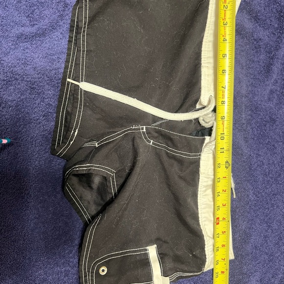 Used Roxy board short  13 - Picture 10 of 16